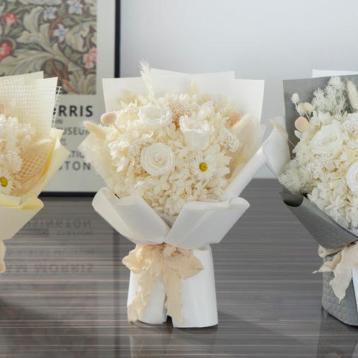 Everlasting Roses - White