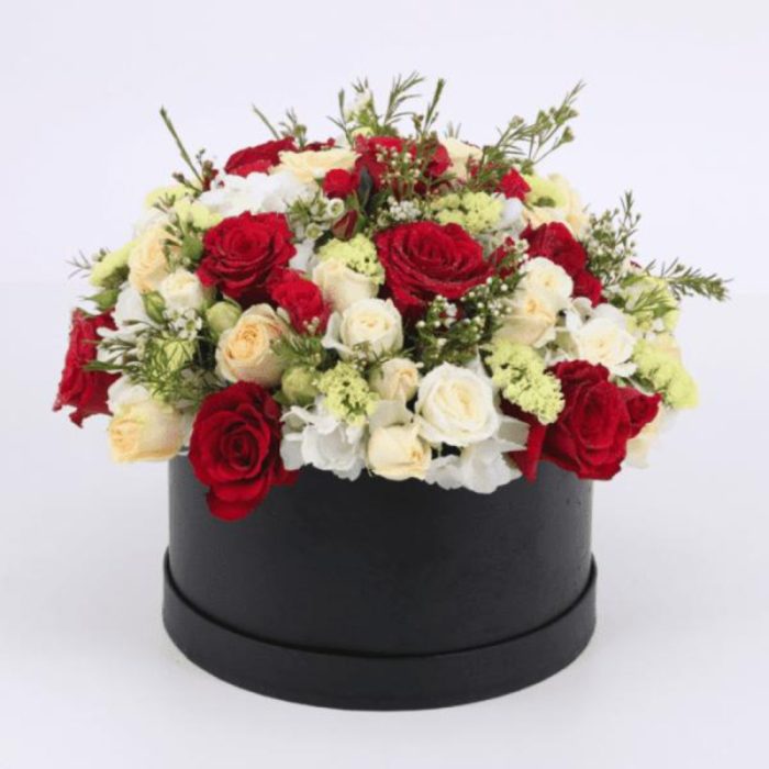 Blushing Romance Hat Box