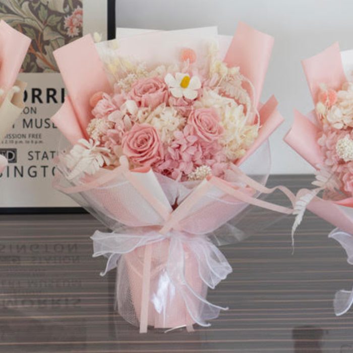 Everlasting Roses - Pink